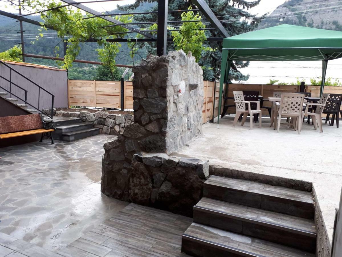 House Lia Hotel Borjomi Exterior photo